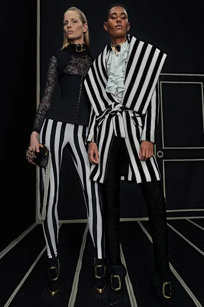 Look 15
